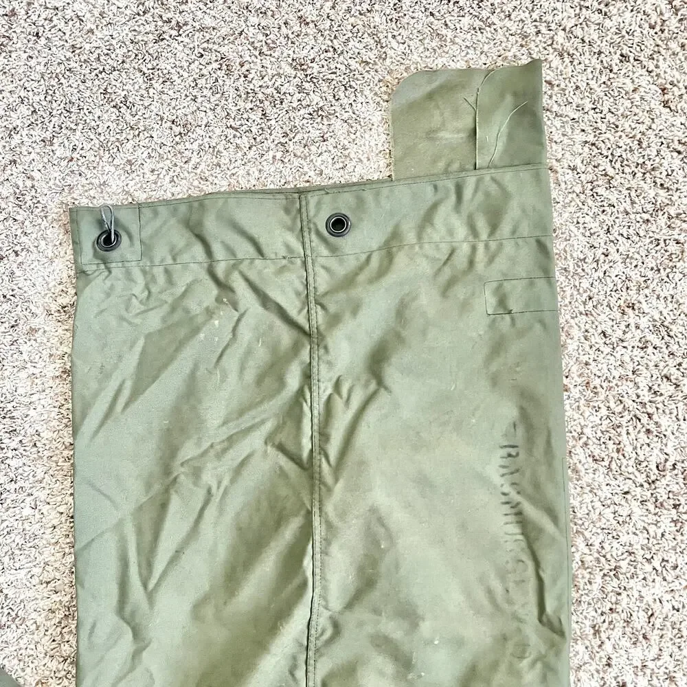 Military Duffle Bag, OD Green Nylon Sea Bag Carry Straps Army Duffel USGI Used